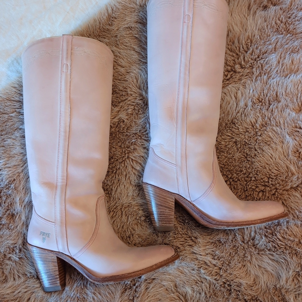 Frye Mustang Boots - Picture 2 of 10